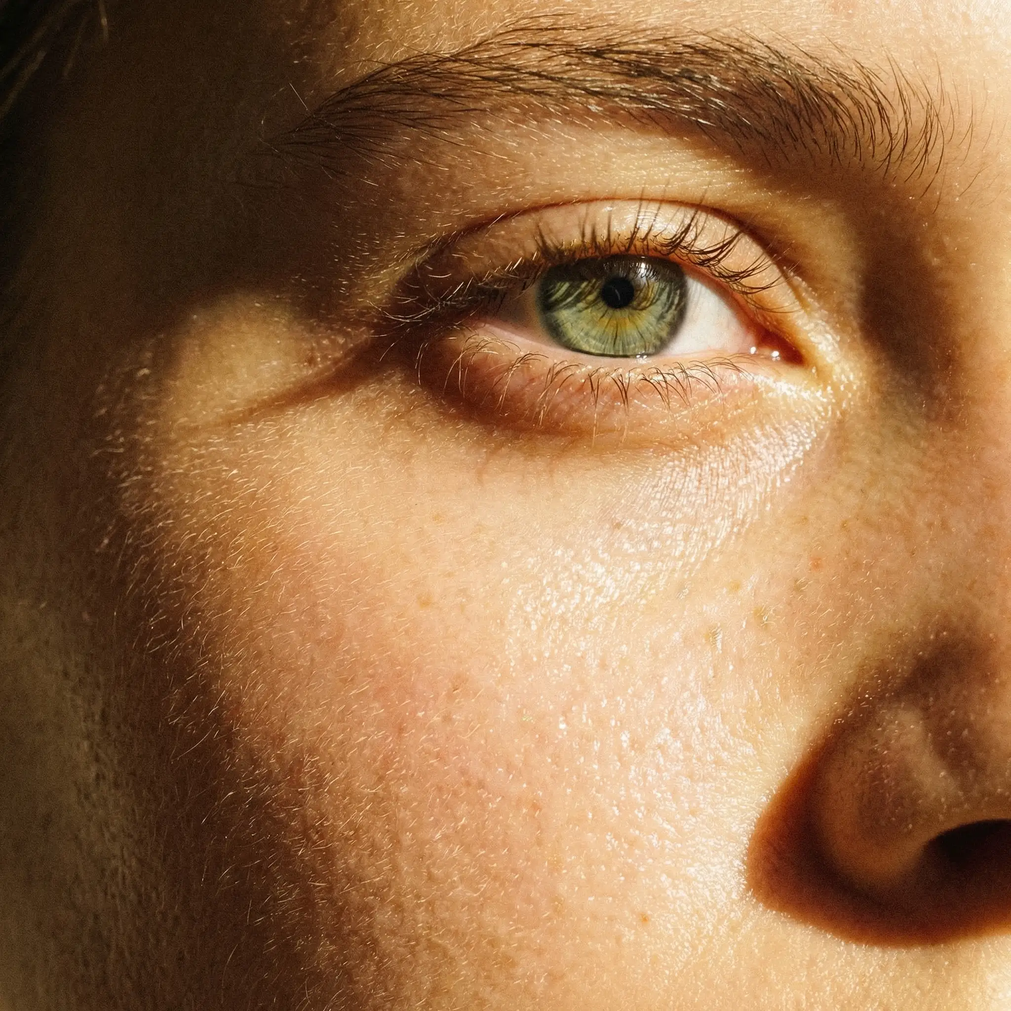 Skinbooster treatment for hydration and texture refinement.